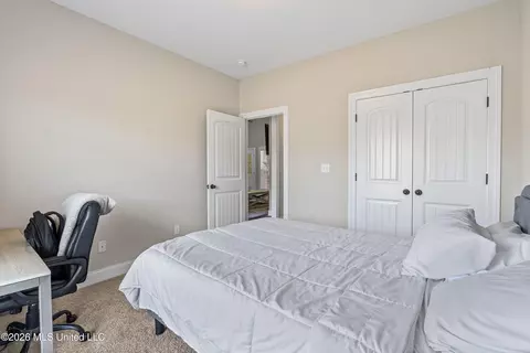 Bedroom - 2353 Ouse Valley Ln, Hernando, MS 38632 photo 2 of 6