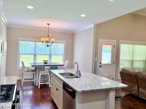 Kitchen - 2353 Ouse Valley Ln, Hernando, MS 38632 photo 1 of 5