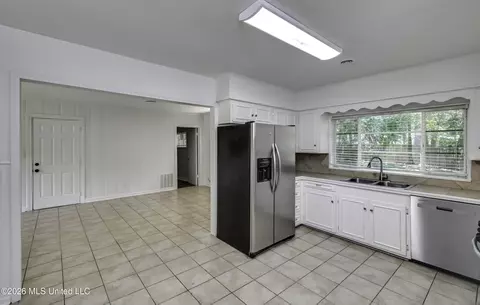 Other - 2051 Meadowbrook Rd, Jackson, MS 39211 photo 3 of 6