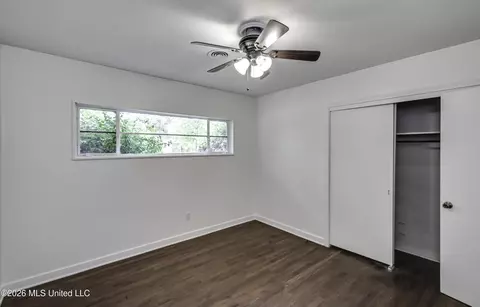 Bedroom - 2051 Meadowbrook Rd, Jackson, MS 39211 photo 2 of 9