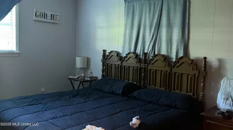 Bedroom - 1684 Old Highway 80, Forest, MS 39074 photo 3 of 3