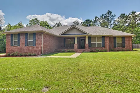 122 Deerwood Dr, Perkinston, MS 39573