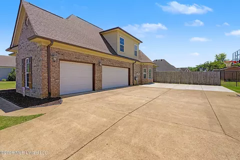 Exterior - 1409 Monteith Ave, Hernando, MS 38632 photo 4 of 9