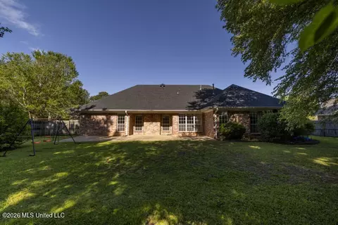 Exterior - 55 Hazelnut Cir, Columbus, MS 39705 photo 4 of 5