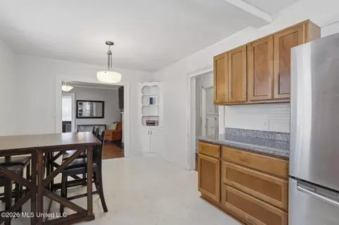 Dining - 3419 Northview Dr, Jackson, MS 39216 photo 1 of 1