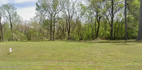 0 Laws Hill Rd, Holly Springs, MS 38635