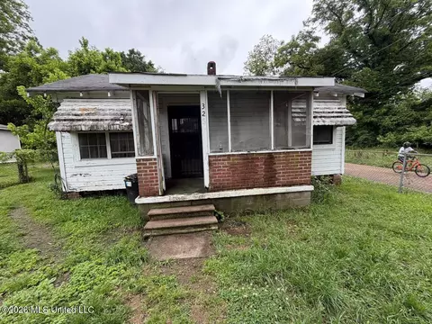 325 Belview Ave, Canton, MS 39046