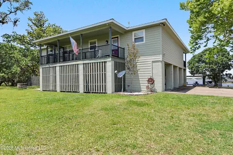Exterior - 3925 Dantzler St, Moss Point, MS 39563 photo 2 of 8