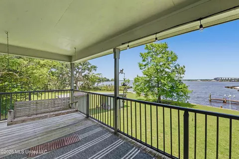 Exterior - 3925 Dantzler St, Moss Point, MS 39563 photo 5 of 8