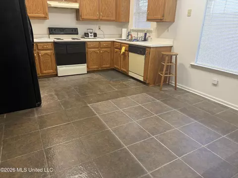 7594 Fox Hunt Dr, Olive Branch, MS 38654 photo 4