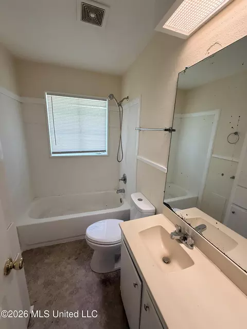 3173 Oak Forest Dr, Jackson, MS 39212 photo 8