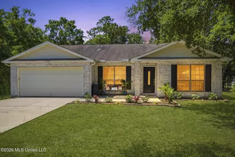 2505 Shelby Ln, Ocean Springs, MS 39564