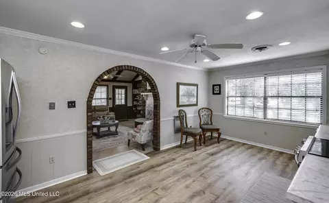 Entry Way - 478 Holifield Cir, Brandon, MS 39042 photo 1 of 4