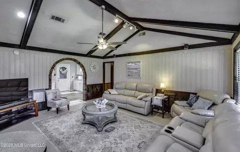 Living - 478 Holifield Cir, Brandon, MS 39042 photo 4 of 4