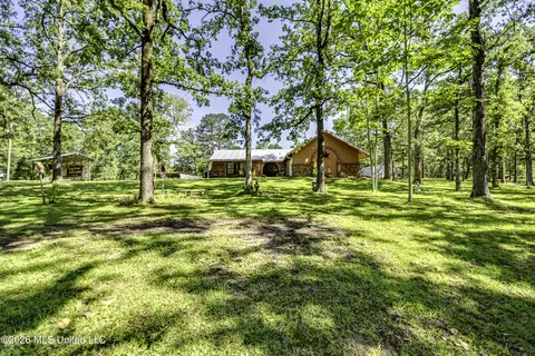 Exterior - 478 Holifield Cir, Brandon, MS 39042 photo 4 of 14