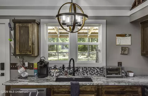 Kitchen - 214 Parks Rd # B, Jackson, MS 39212 photo 1 of 5
