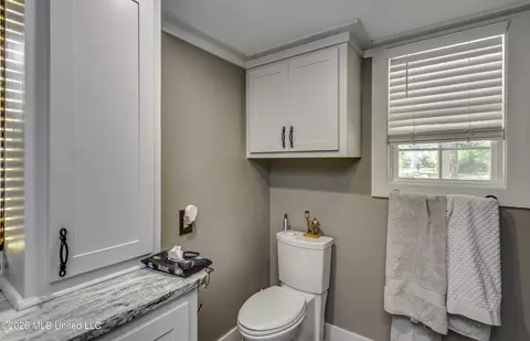 Bath - 214 Parks Rd # B, Jackson, MS 39212 photo 1 of 4