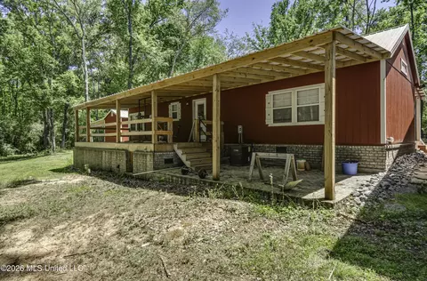 Exterior - 214 Parks Rd # B, Jackson, MS 39212 photo 8 of 18