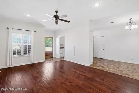 Entry Way - 1210 Coachlight Cv, Brandon, MS 39042 photo 1 of 3