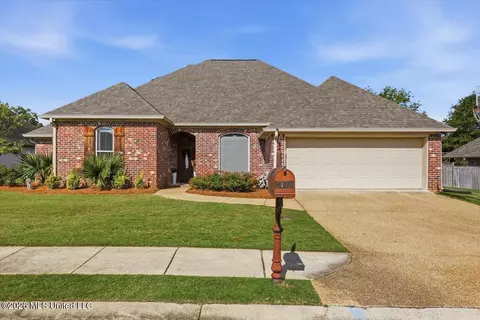 424 Glendale Pl, Brandon, MS 39047