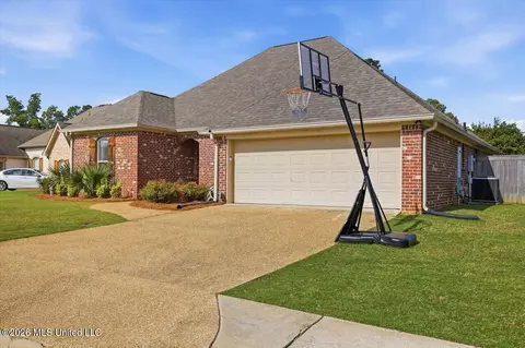 424 Glendale Pl, Brandon, MS 39047 photo 2