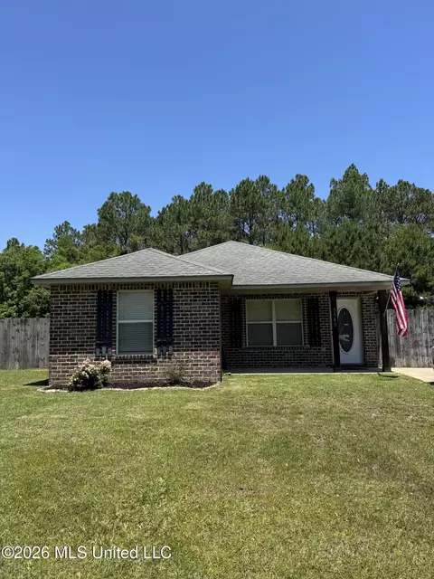 5540 Landing Ct, Biloxi, MS 39532