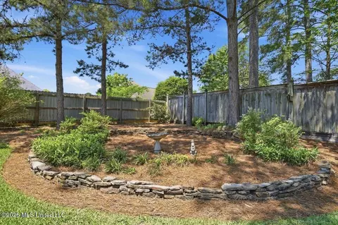 Exterior - 2004 Walden Pl, Brandon, MS 39042 photo 10 of 10