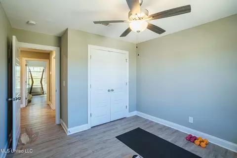 Bedroom - 862 Long Leaf Cir, Brandon, MS 39042 photo 4 of 6