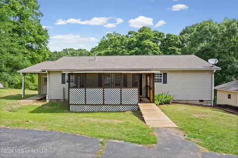 Exterior - 280 Thunderbird Dr, Hernando, MS 38632 photo 1 of 14