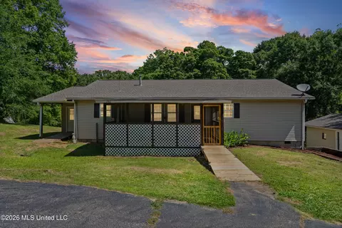 Exterior - 280 Thunderbird Dr, Hernando, MS 38632 photo 14 of 14