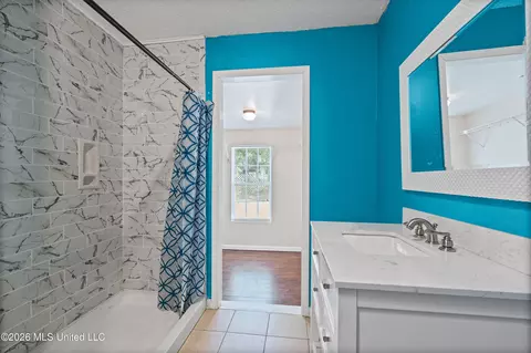 Bath - 280 Thunderbird Dr, Hernando, MS 38632 photo 1 of 4
