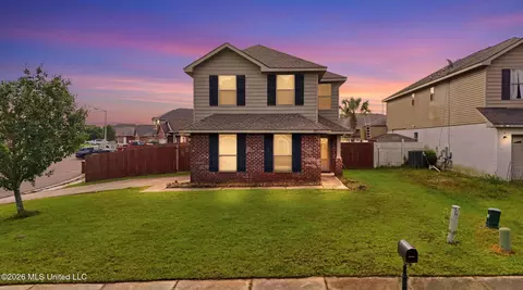 16994 Palm Ridge Dr, Biloxi, MS 39532