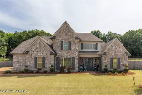 1478 Ashtons Ln, Hernando, MS 38632