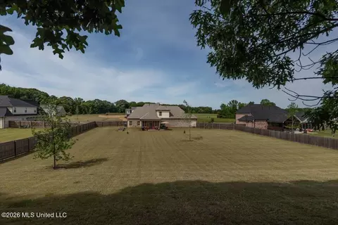 Exterior - 1478 Ashtons Ln, Hernando, MS 38632 photo 7 of 16