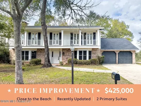 2411 Burke St, Gulfport, MS 39507