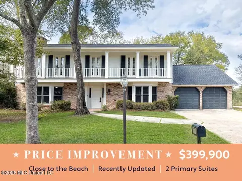 2411 Burke St, Gulfport, MS 39507
