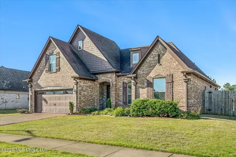 10477 3 Wishes Dr, Olive Branch, MS 38654