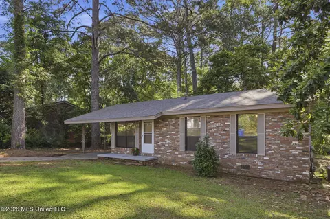 815 Mamie Dr, Mendenhall, MS 39114