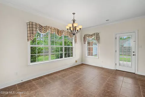 Dining - 704 Shadow View Dr, Hernando, MS 38632 photo 2 of 3