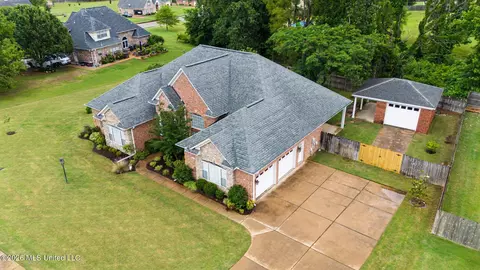 View/Area - 704 Shadow View Dr, Hernando, MS 38632 photo 1 of 6
