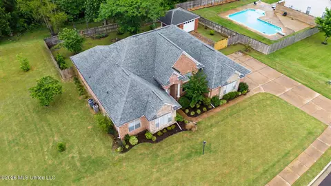 View/Area - 704 Shadow View Dr, Hernando, MS 38632 photo 3 of 6