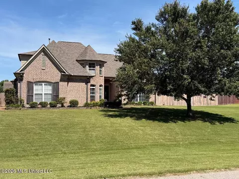 7846 Brent Hogue Dr, Olive Branch, MS 38654
