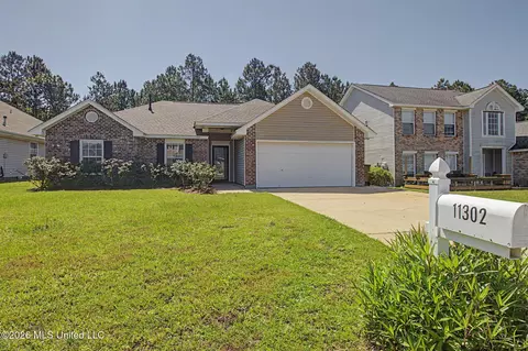 11302 River Bend Dr, Gulfport, MS 39503