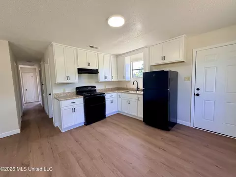 Entry Way - 184 Brushy Creek Rd, Lucedale, MS 39452 photo 1 of 1