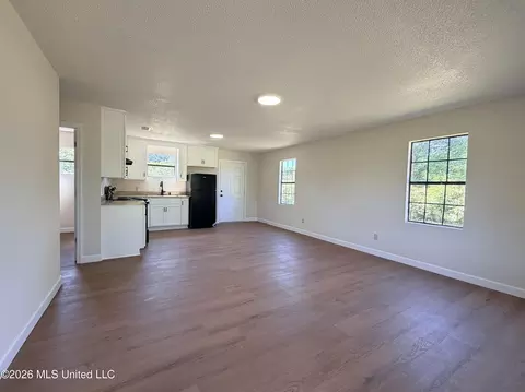 Living - 184 Brushy Creek Rd, Lucedale, MS 39452 photo 1 of 3