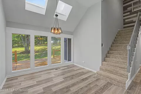 Dining - 66 S Robertson Rd, Hernando, MS 38632 photo 1 of 1
