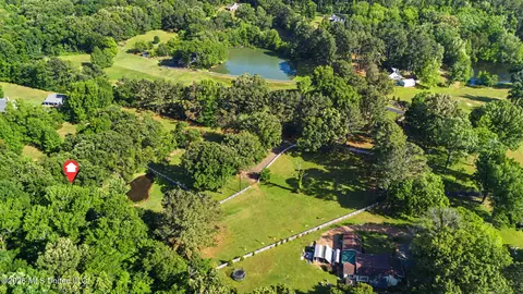 View/Area - 66 S Robertson Rd, Hernando, MS 38632 photo 1 of 2