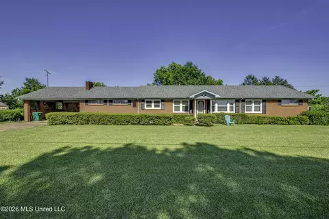 3586 Attala Road 1137, Kosciusko, MS 39090