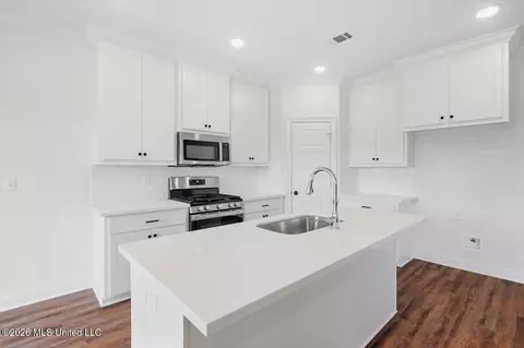 Kitchen - 704 Kathleen Dr, Canton, MS 39046 photo 1 of 2