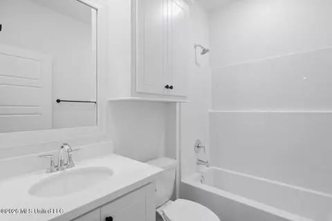 Bath - 704 Kathleen Dr, Canton, MS 39046 photo 3 of 3